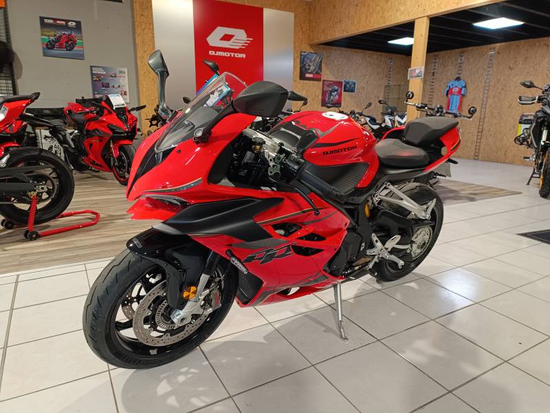 QJ MOTOR SRK 921 RR pour 214.50€ par mois